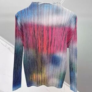 Multicolor micro-pleated Plisse Women's Top